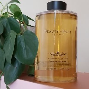 Free with Bundle Cashmere Musk Foaming Bath Soak